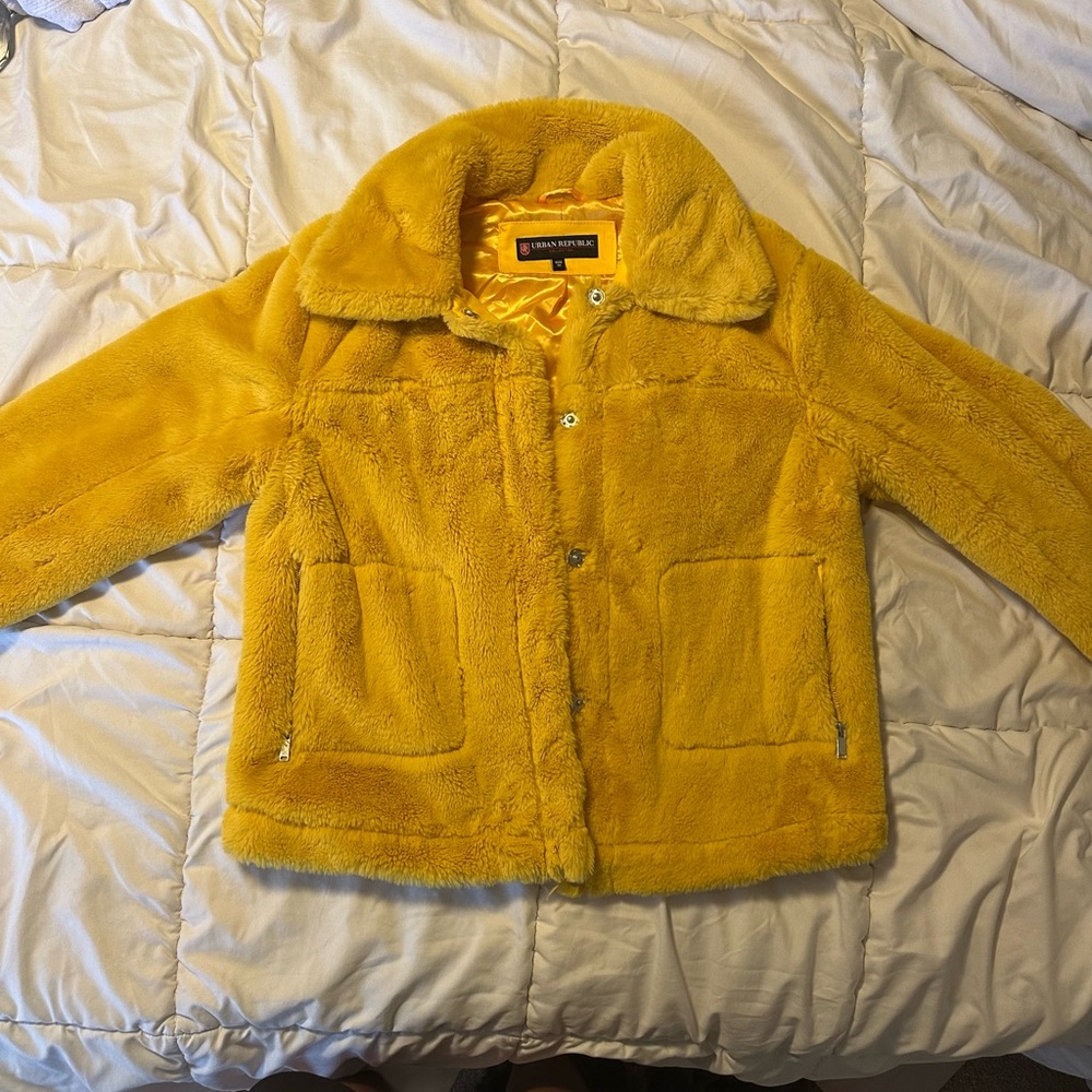 faux fur yellow winter jacket coat button up with collar